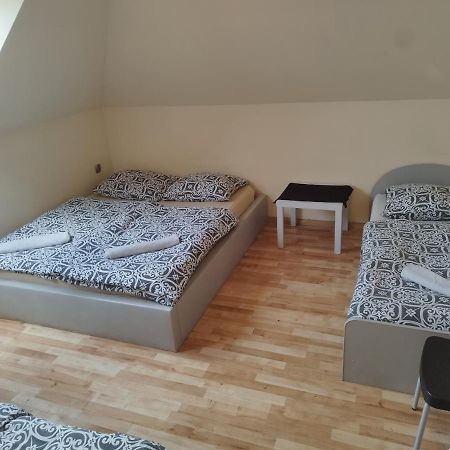 Ceramika Boleslawiec - Pensjonat Экстерьер фото