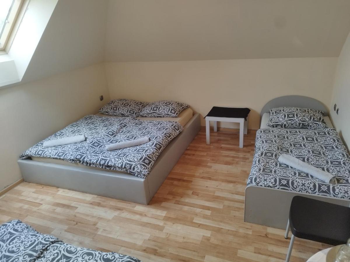 Ceramika Boleslawiec - Pensjonat Экстерьер фото