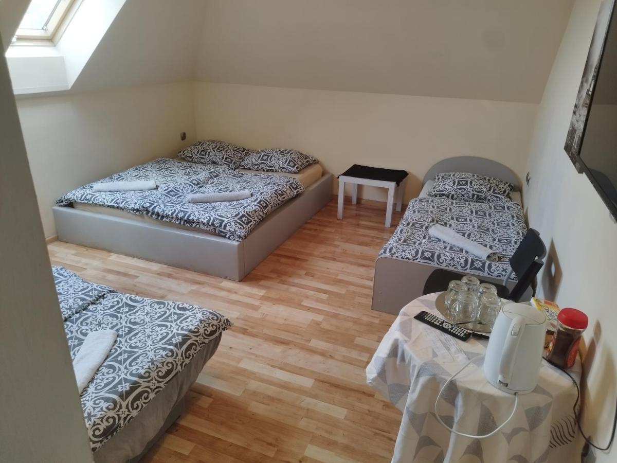 Ceramika Boleslawiec - Pensjonat Экстерьер фото