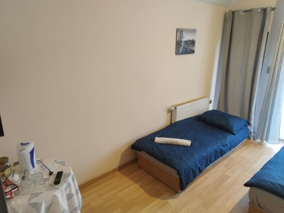 Ceramika Boleslawiec - Pensjonat Экстерьер фото